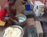A picture of step 1 of Unadulterated fufu/akpu 😁😁😋.