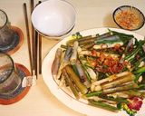 Hình bước làm 2 của món Ốc móng tay xào rau muống