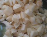 Foto del paso 1 de la receta: Pie de manzana frito en masa wantán