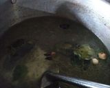 Foto langkah ke 3 dari resep Sop ayam kuah bening.