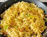 A picture of step 6 of Vegetable Maggi 🍜🍜.