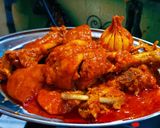 গোটা রসুন দিয়ে চিকেনের ঝোল (gota rasun diye chickener jhol recipe in Bengali) রেসিপির ধাপ 9 ছবি