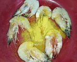 Foto langkah ke 2 dari resep Udang Goreng Marinasi Tersimpel.