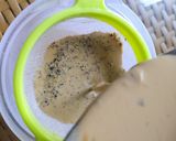 A picture of step 4 of Cinnamon Milk Tea (Daalacheenee Chai).