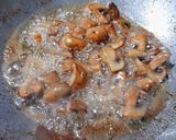 A picture of step 1 of Jackfruit Prawn Mushroom Curry.