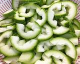 Hình bước làm 1 của món Sâm Bí Đao La Hán Quả