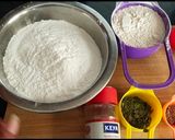 A picture of step 1 of Khasta matar kachori.