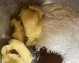 A picture of step 2 of Banana cake.