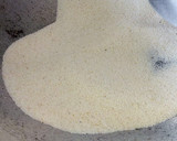 A picture of step 1 of Upma with dahi handi.