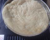Gambar langkah 9 resipi Roti pizza kosong.