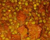 A picture of step 1 of Matar paneer.
