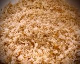 Hình bước làm 1 của món Knafeh - Bánh ngọt Trung Đông