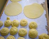 A picture of step 9 of Butternut layered chapati.