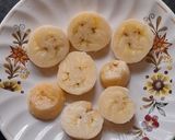 A picture of step 2 of Ripe Banana Pakora.
