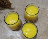 A picture of step 4 of Oreo custard shots.
