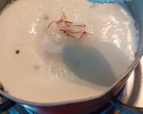 A picture of step 3 of Elaichi saffron milk.