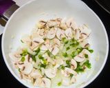 Foto del paso 2 de la receta Ñoquis con Atún y salsa de tomate