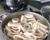 Foto del paso 5 de la receta: Calamares 🦑 que no quisieron ir en su tinta😂😂😂
