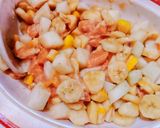 A picture of step 10 of Creamy fruit 🍓 chaat.