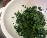 Foto del paso 1 de la receta: Tortitas de Espinacas a la Sonorense