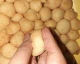 Dahi wada(soft fritters with tangy n spicy sauce/chutney) recipe step 2 photo