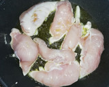 Foto del paso 2 de la receta: Solomillos de pollo en salsa