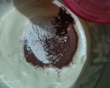 Foto langkah ke 2 dari resep Bolu Chocolatos Simple.