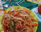 हक्का वेजीज नूडल्स विथ मसाला ए मैजिक(hakka noodles with masala e magic recipe in hindi) रेसिपी चरण 4 फोटो