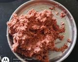 A picture of step 3 of Strawberry oats coconut soft bites.