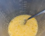 A picture of step 2 of Egg Flan. Flan de Huevos.