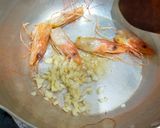 Foto langkah ke 1 dari resep Sop Gambas Kuah Kaldu Udang.