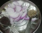 A picture of step 1 of Tomato Rice.