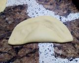 Foto del paso 8 de la receta: Empanadas dulces de chocolate y dulce de leche 🍫🥟