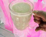 A picture of step 5 of Chikoo shake.