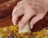 A picture of step 3 of Masala lachchha paratha.