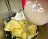 Gambar langkah 1 resipi Semperit Susu Cheese (Biskut Raya).