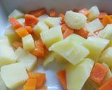 Foto del paso 1 de la receta: Caritas de papa (Aptos para bebés 👶🏻+6 meses)