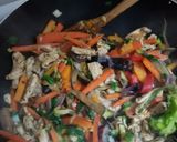Foto del paso 7 de la receta: Chow fan de pollo y verduras