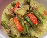 Foto langkah ke 4 dari resep Sayur kluweh mix koro bumbu kuning.