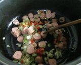 Foto del paso 4 de la receta Fideos con salchichas de viena cocidos en salsa de tomate 