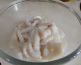 Foto del paso 2 de la receta: Chocos🦑 en salsa y pella canaria todo sin gluten