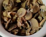 Foto del paso 2 de la receta: "Pastel de Coliflor con Champiñones"😃