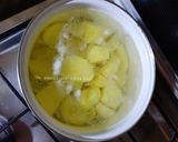 Une image de l'étape 2 de Purée au fromage 🧀.