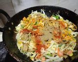 A picture of step 2 of Mix frozen vegetable without onion garlic.
