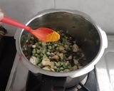 ખીચડી(Khichdi Recipe in Gujarati) રેસીપી સ્ટેપ5ફોટો