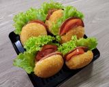 Foto langkah ke 13 dari resep Burger Mini.