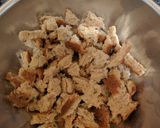 A picture of step 1 of Russian or Italian ground chicken cutlets.
