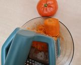 Foto del paso 1 de la receta: Agua saborizada de mandarina y zanahoria 💧 🍊 🥕