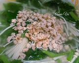 Hình bước làm 3 của món Canh mồng tơi nấm nấu thịt xay