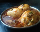 A picture of step 8 of Restaurant Style Eggs Curry.